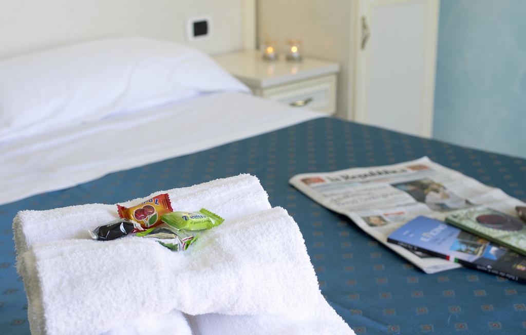 Hotel Capital Cupra Marittima Pokoj fotografie