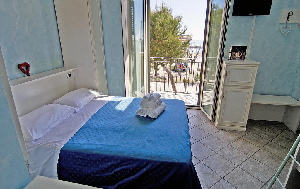 Hotel Capital Cupra Marittima Pokoj fotografie